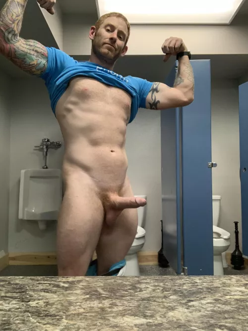 (M) Loving my gym gains. What do you ladies think. Shoot me a message by fit_ginger31