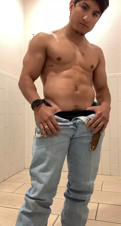 [m] monday . by zeusbabyy