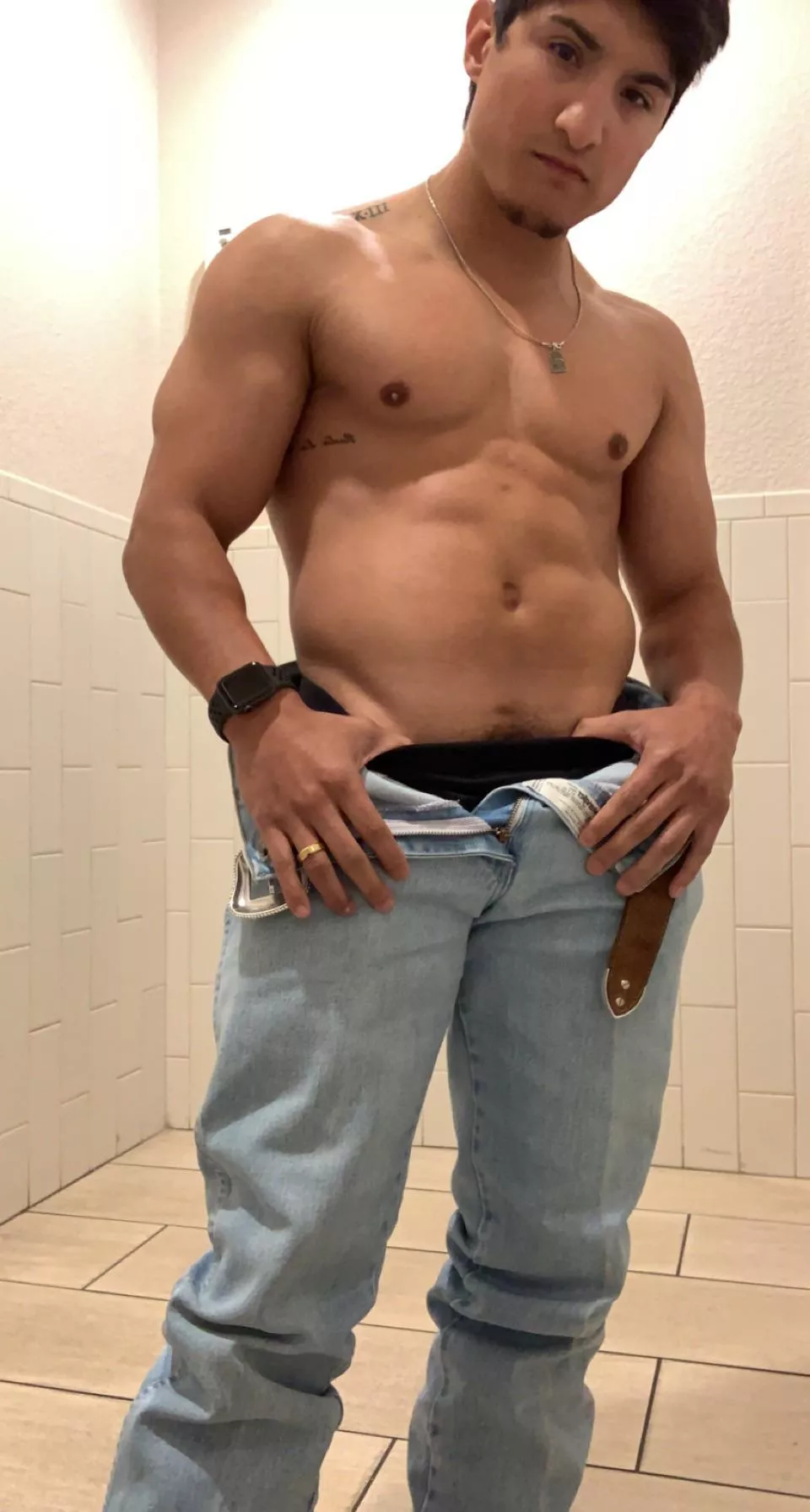 [m] monday . posted by zeusbabyy