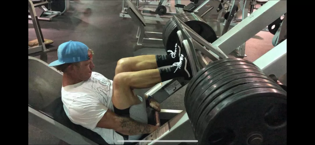 (M) our Leg days are Tough by tooBed