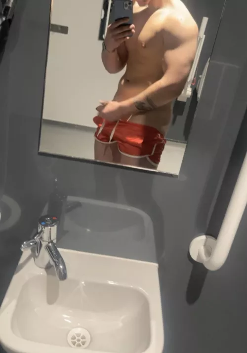 (M) should I post the vid instead ;) by Positive-Fix-9421