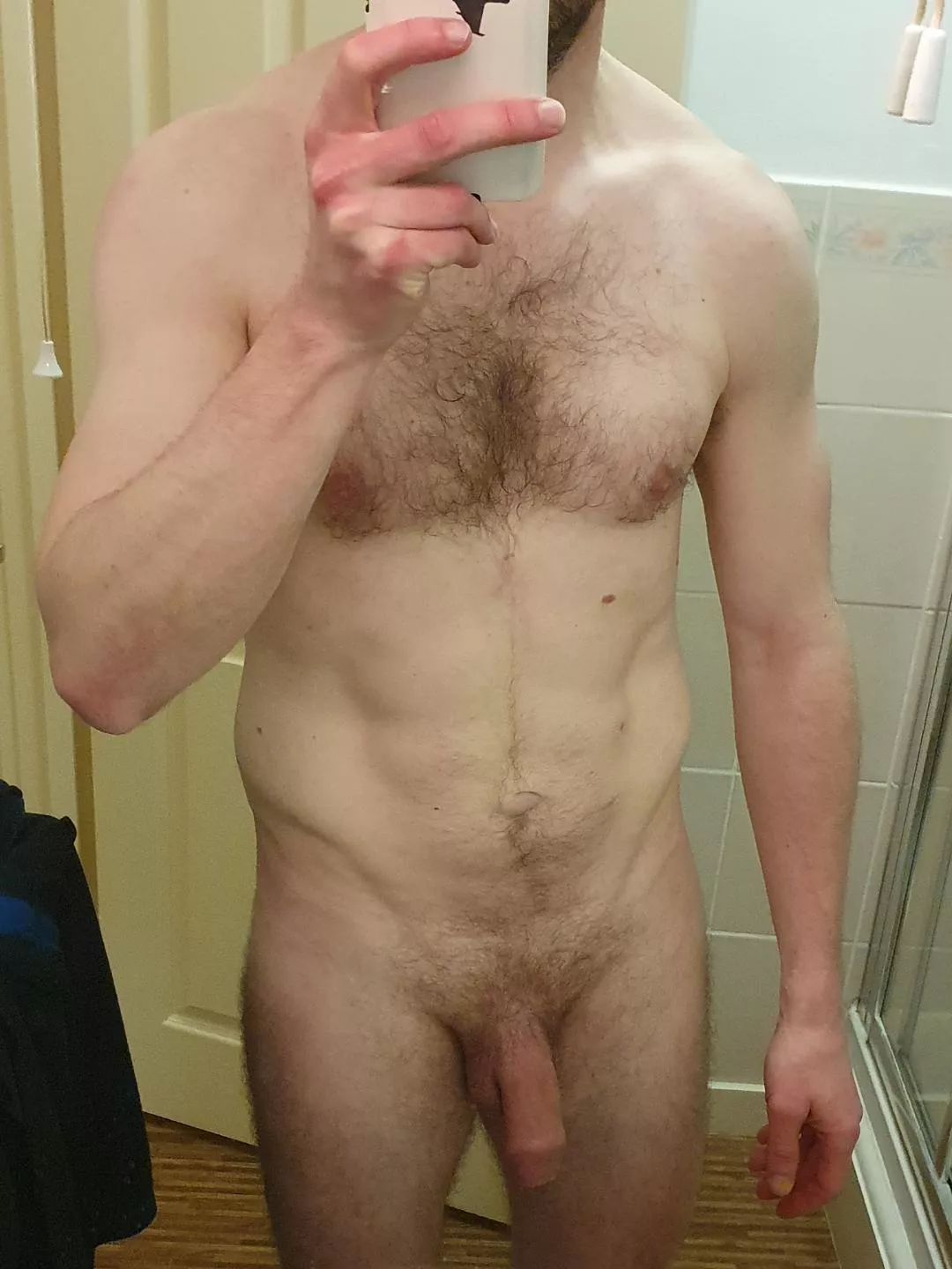 [M] sweaty after a run in the beautuful British countryside posted by PourLeMerite