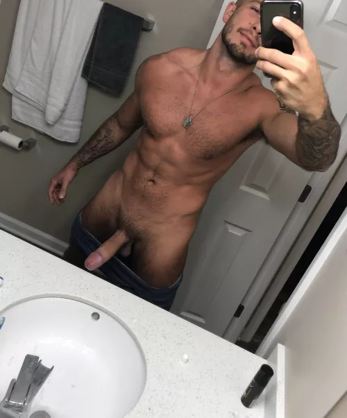 (m) What’s on your mind? by downforwateva