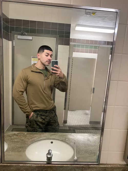 (M) who’s helping train tonight? by bicepman38