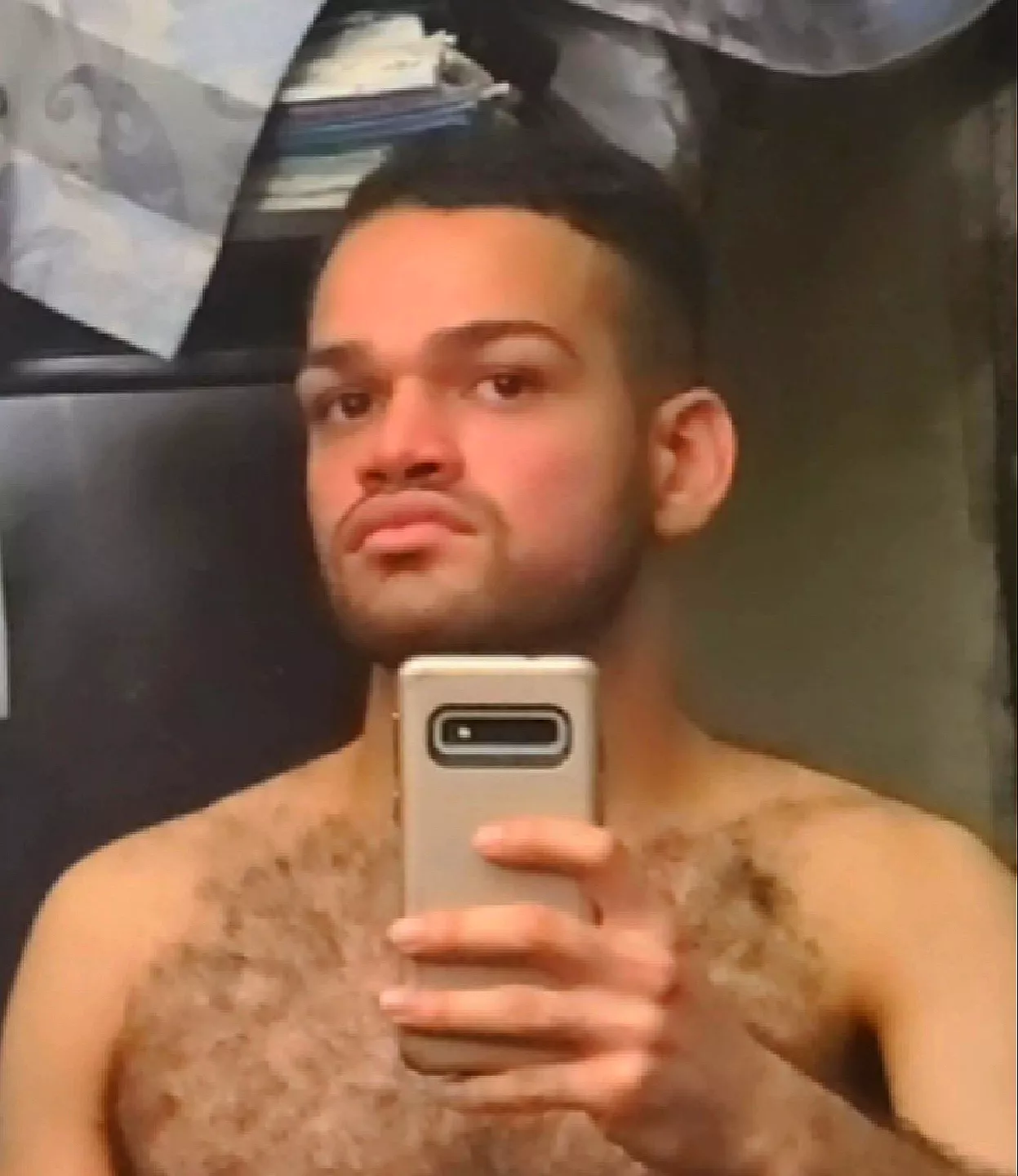 M20 - Looking for women. NYC. posted by er1127