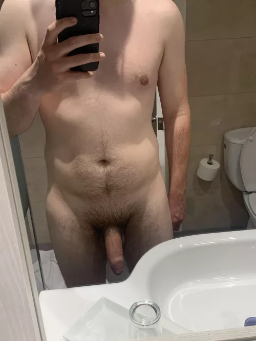 M22 86kg 6ft wanting to build some confidence so please let me know what you think by OkBasis810