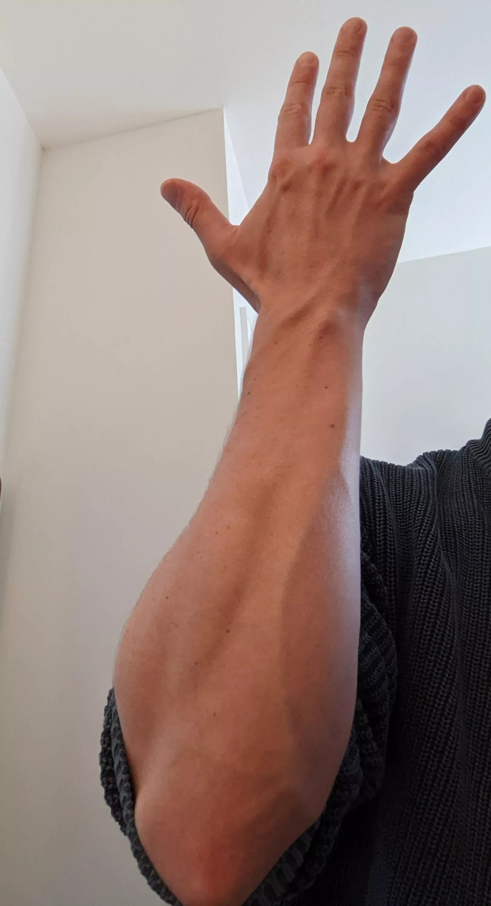 [M26] Rolled my sleeves up for you all posted by tarnished_cornboi