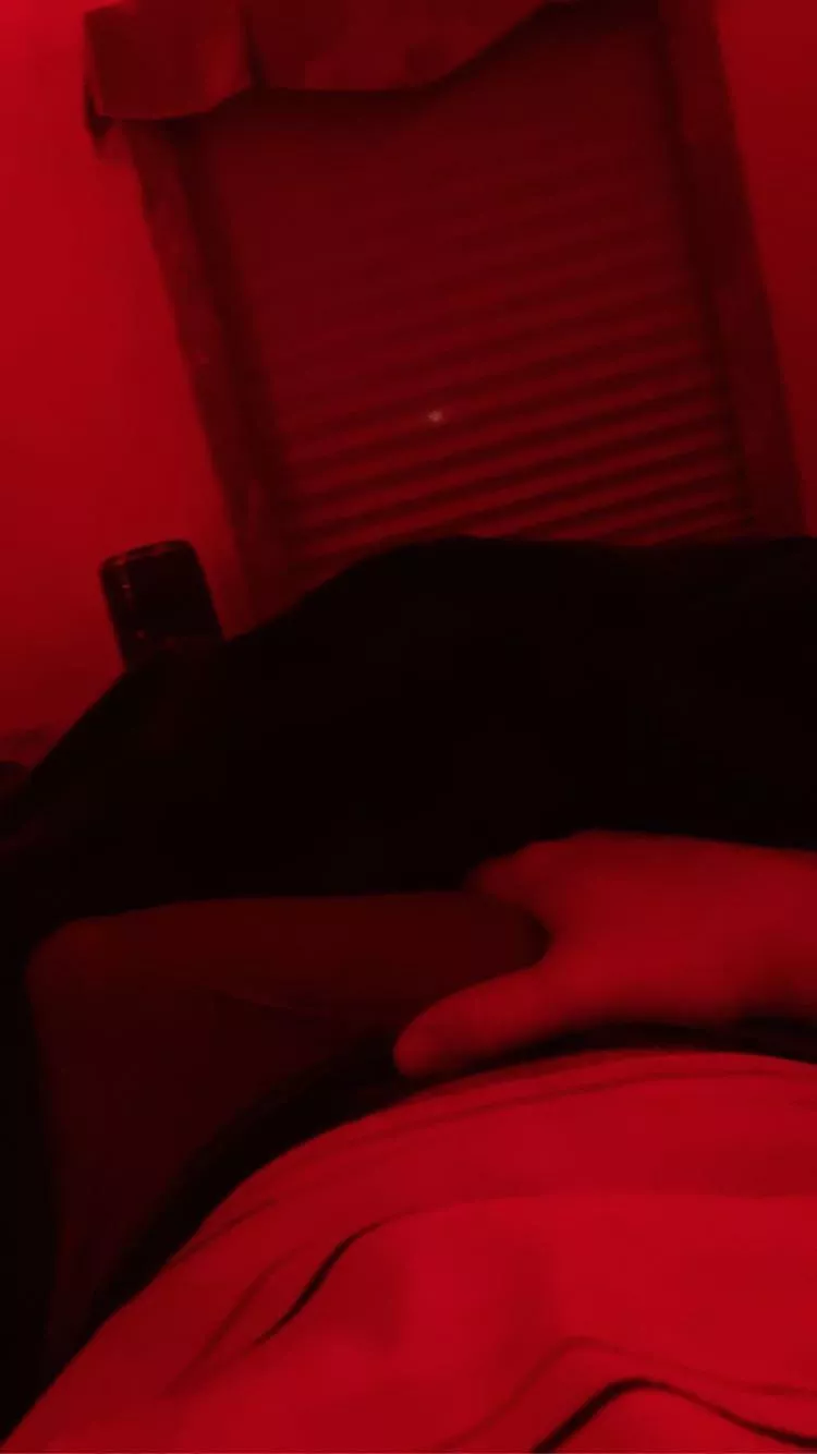 (M4F) come serve your purpose and help a man get off… posted by notverycleverr1