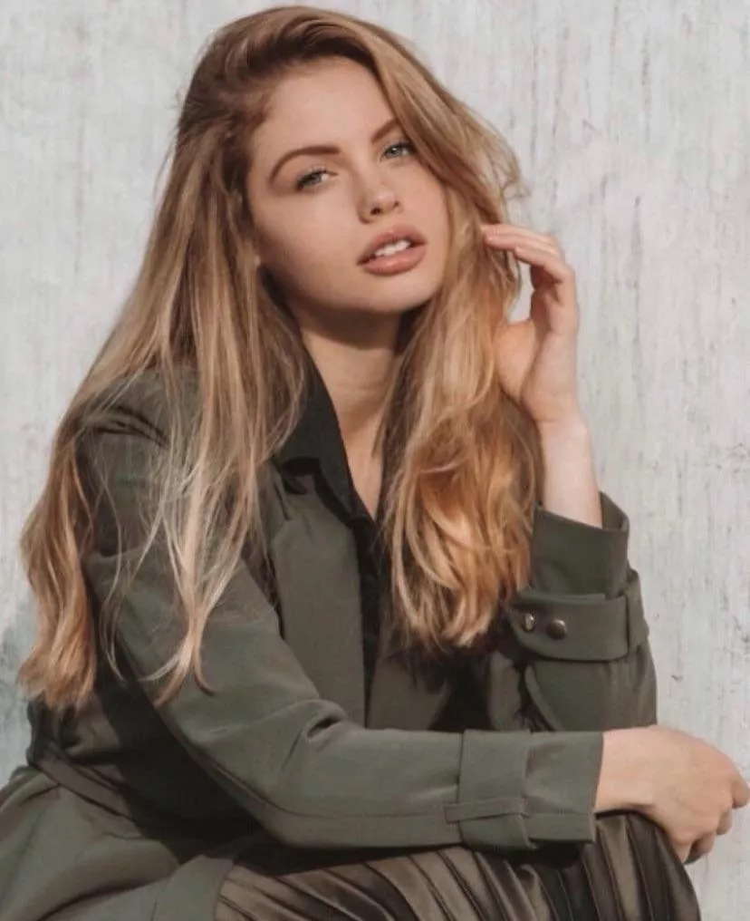 Maddie Dean posted by bobbyUP-MKII