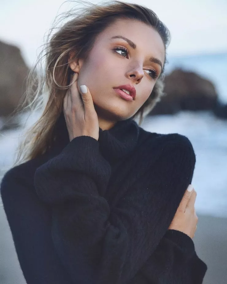 Maddie Teeuws posted by sagar9175