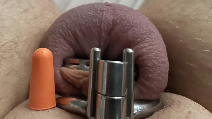 Made smaller than an earplug. by 581-130-414