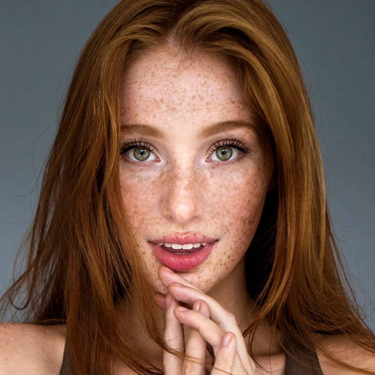 Madeline Ford posted by ononothimagen