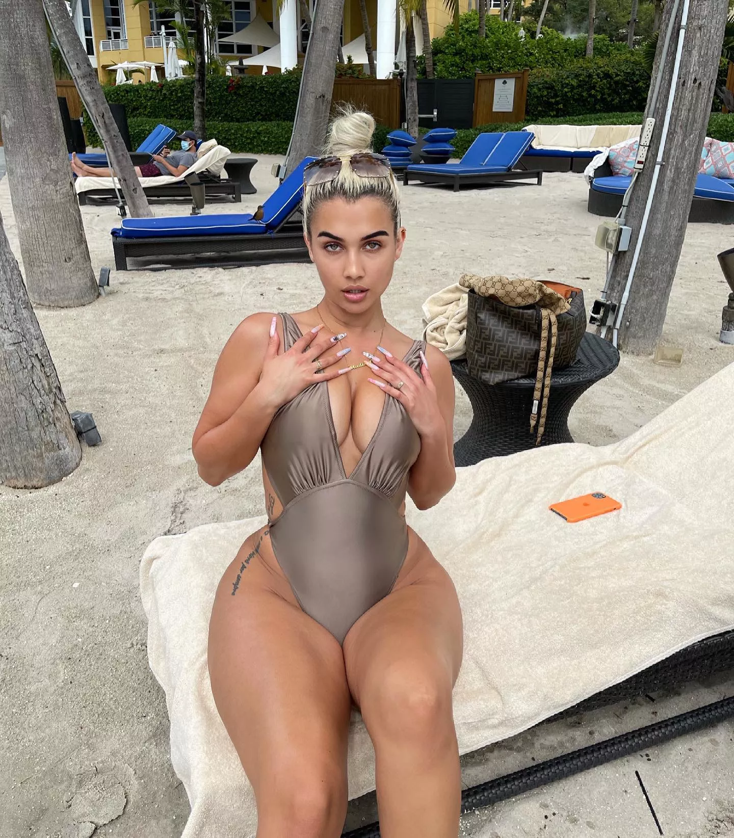 Madison Skylar posted by Poualonai