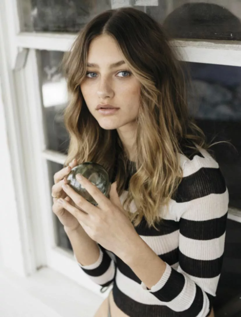 Maelys Garouis posted by bobbyUP-MKII