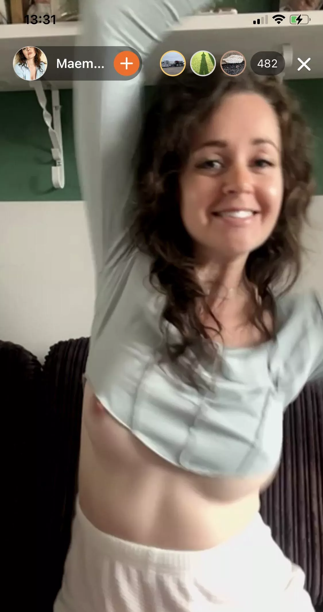 Maemegan95 live on Clapper now posted by icre84u