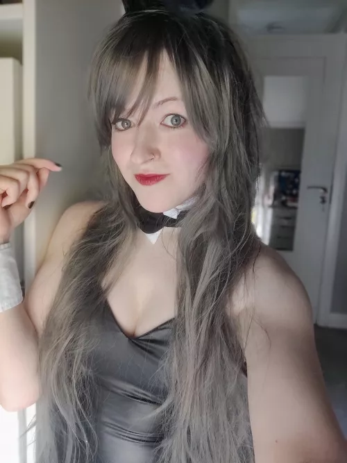 Mai Sakurajima cosplay by PlayedMyTrapCard