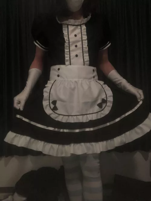 maid outfit ^_^ by uwufemboyalt