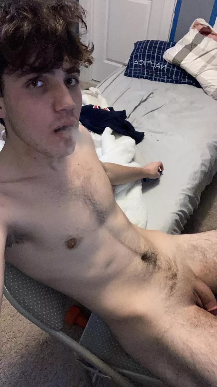 Make an assumption about me :O (18m) posted by jealousmarble