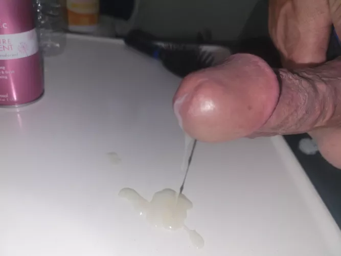 Make me cum over n over again by Erik052479