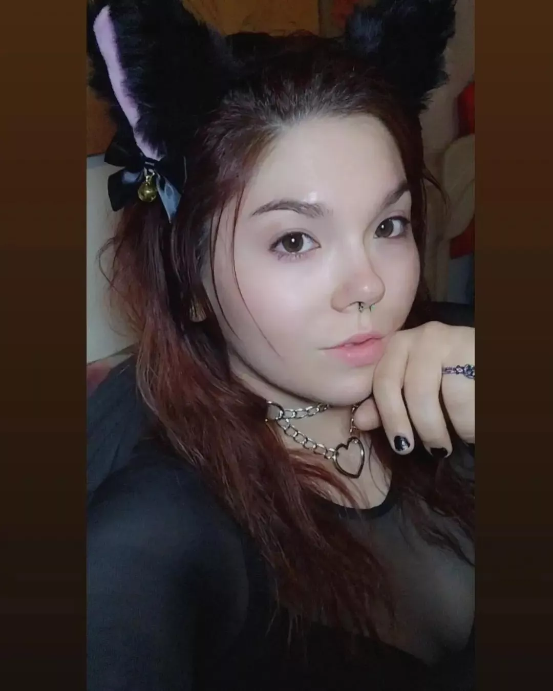 make me purrr daddy 😻 posted by SorayaMoon_