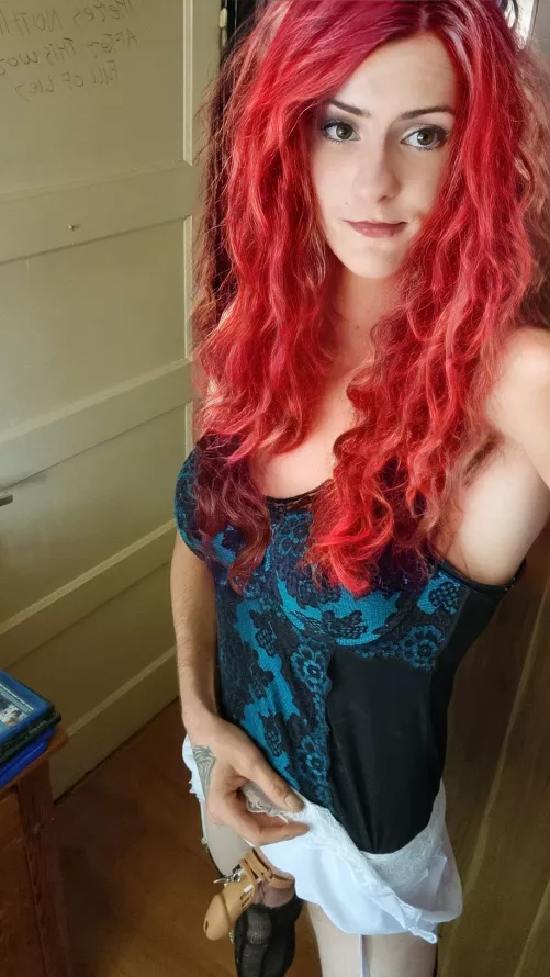 Make me your slutty girlfriend and dominate me by agisgreymane