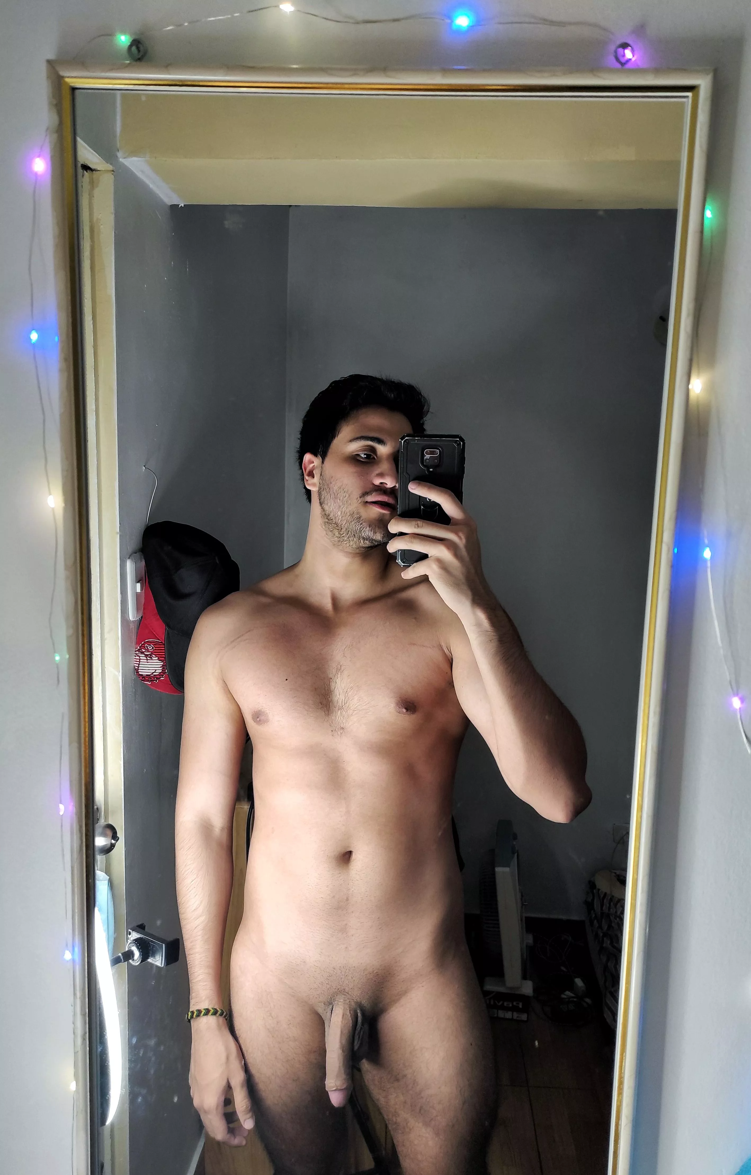 make my dick hard 🥵🍆 posted by badboy_walter