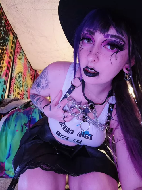 make up or make out? by xdream_scapex