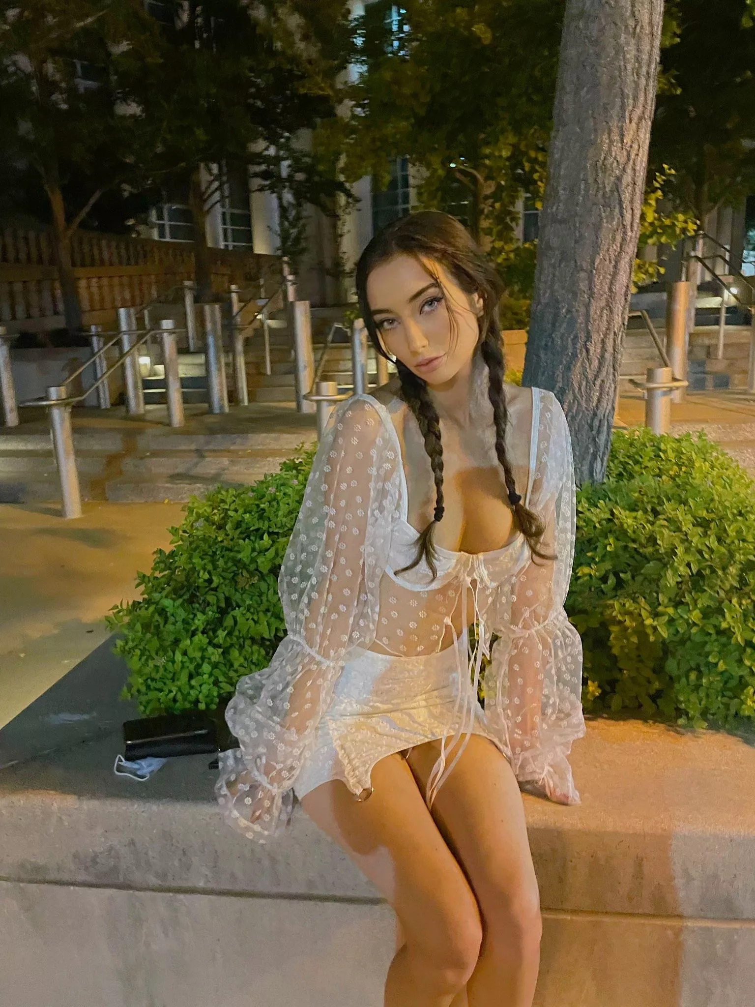 makeup makes me so happy posted by succubusmar