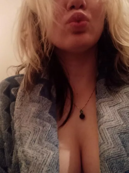 Making a big announcement in a few hours! Happy 420 😇😇🐰🐇-The Wife by Dreger123