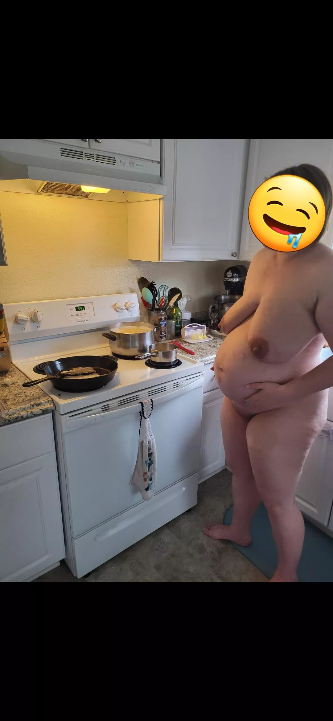 Making dinner, but would you like a snack first 😉 posted by wontgetcaught2