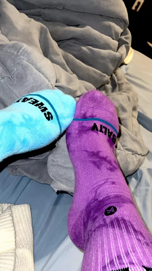 [male]😮‍💨 by Hoes-toes