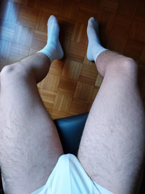 [male] white socks >> by m_hwk