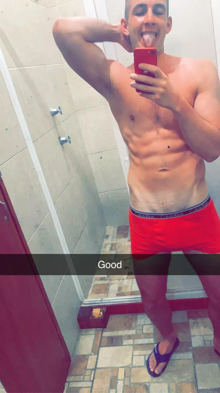 Man in redddd posted by lio1919