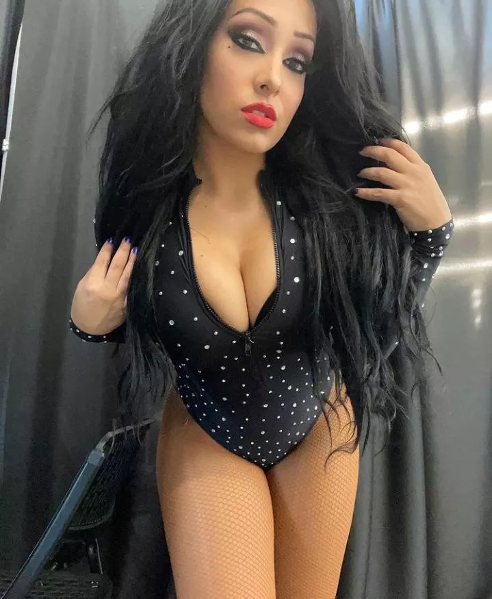 Mandy Leon posted by Epileptic-Batman