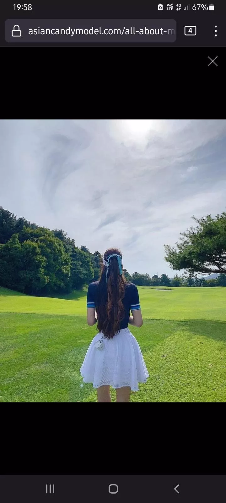 Manyo Yoojin is amazing from any angle! posted by Negative-Pen-8657