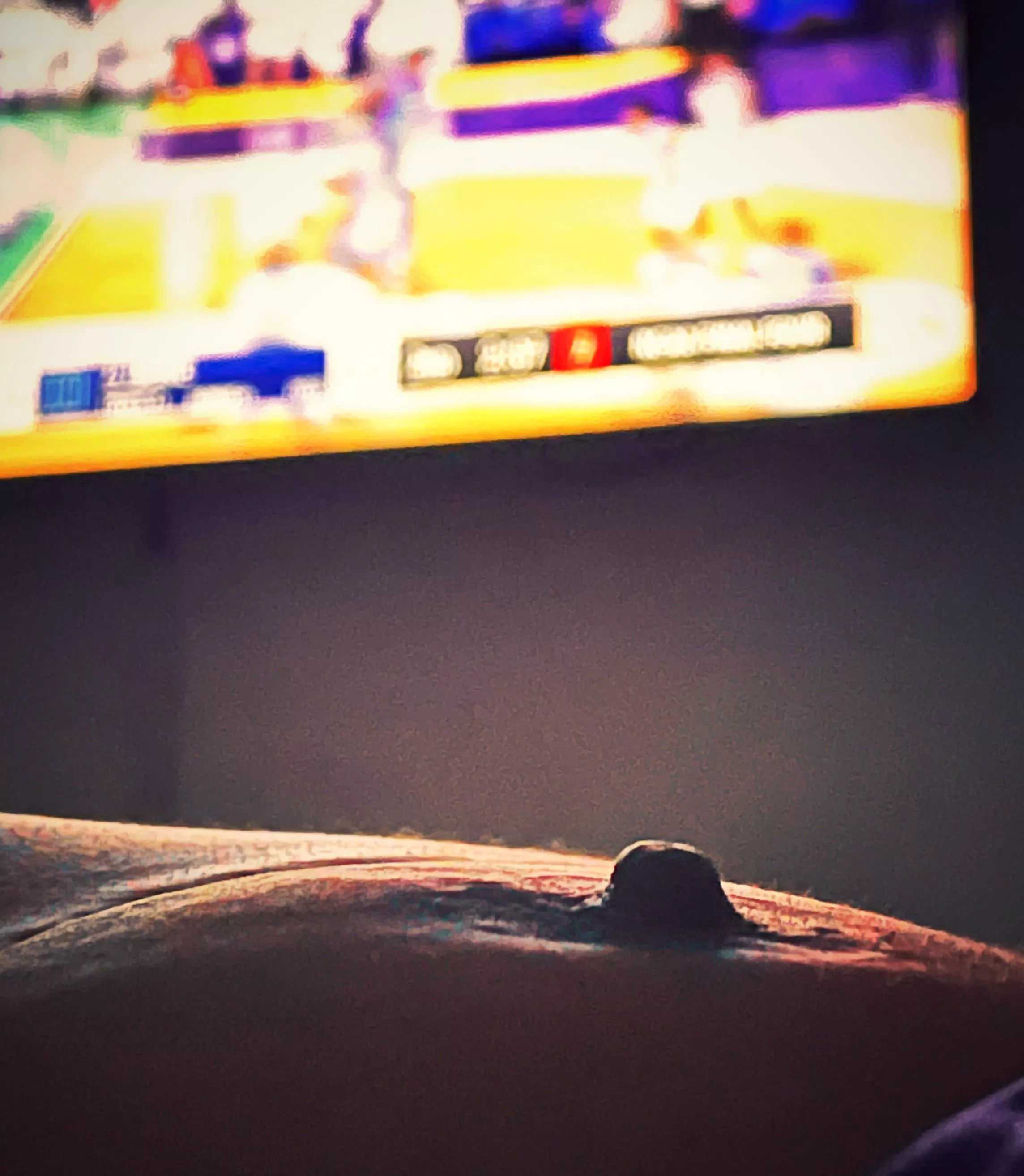 🏀 March Madness, in my bed posted by ladyinthestreet12