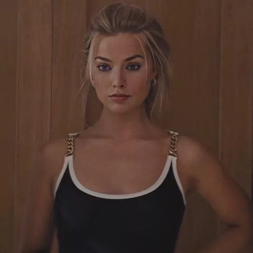Margot Robbie is great…research… by itsthehornypolice