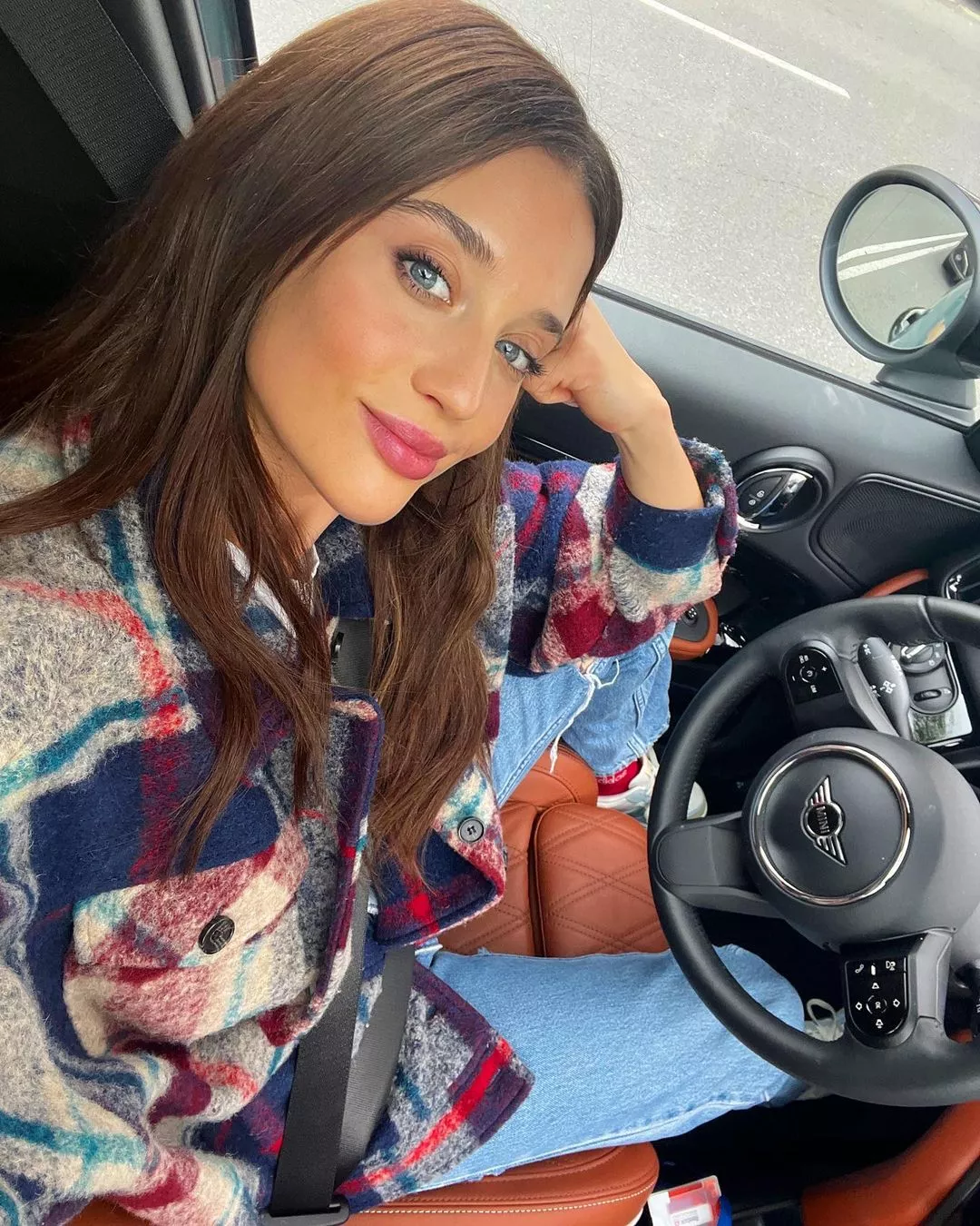 Maria Pedraza posted by GlamMetalLion