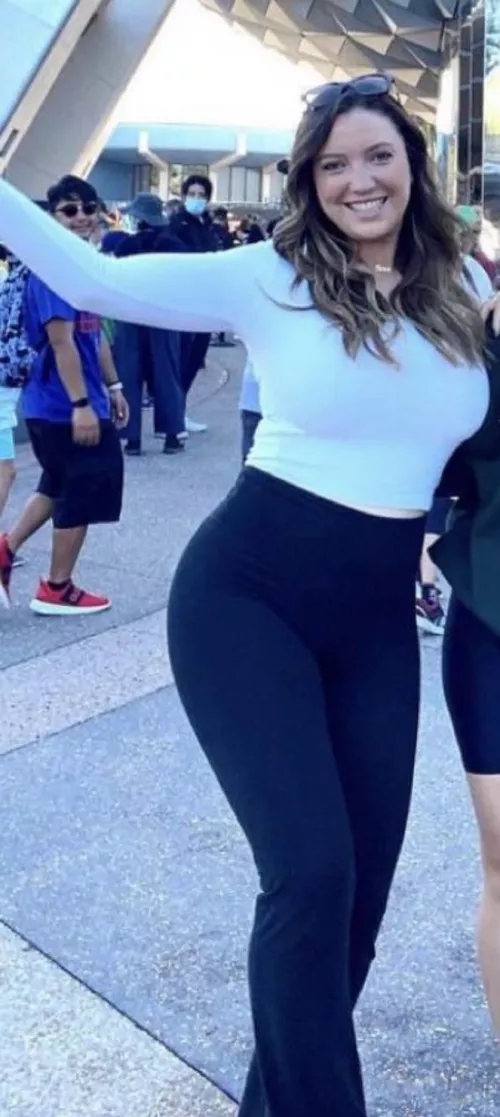 Married mom of 2. Anyone want a turn? by respectfulalways