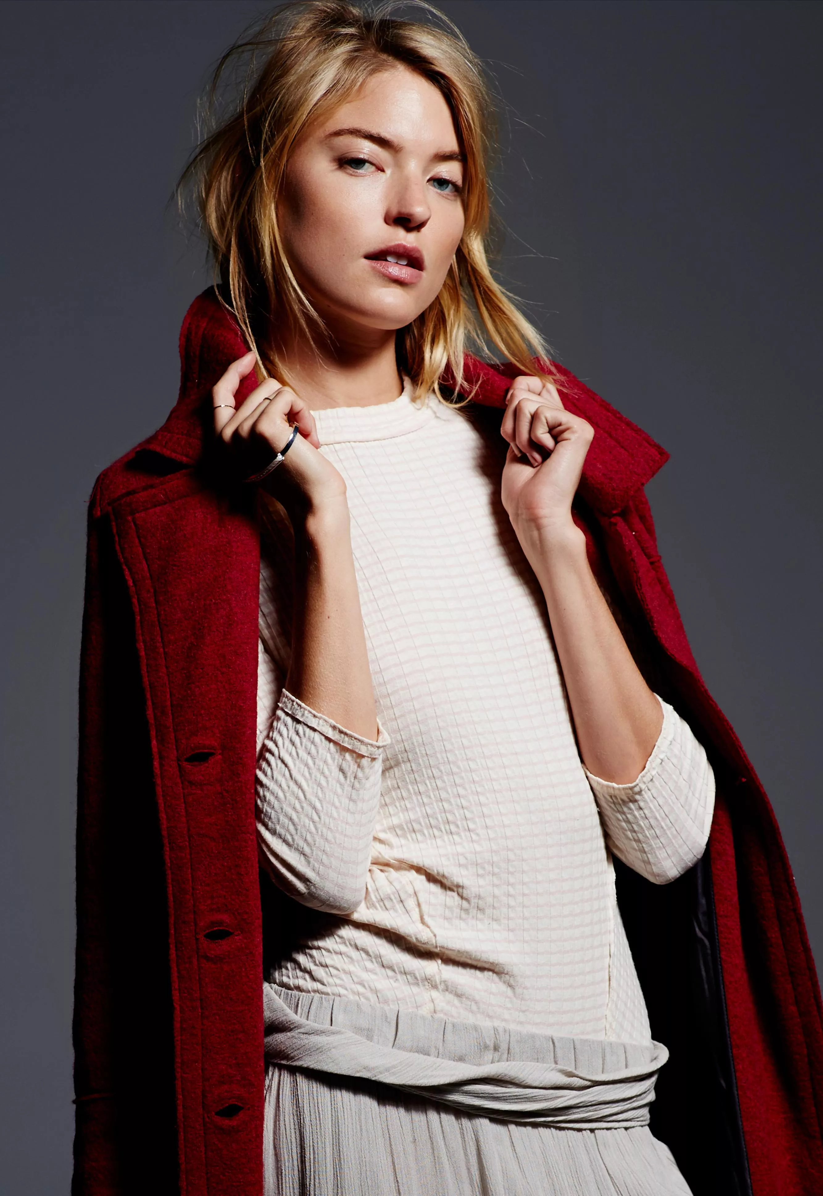 Martha Hunt posted by falseprophet9