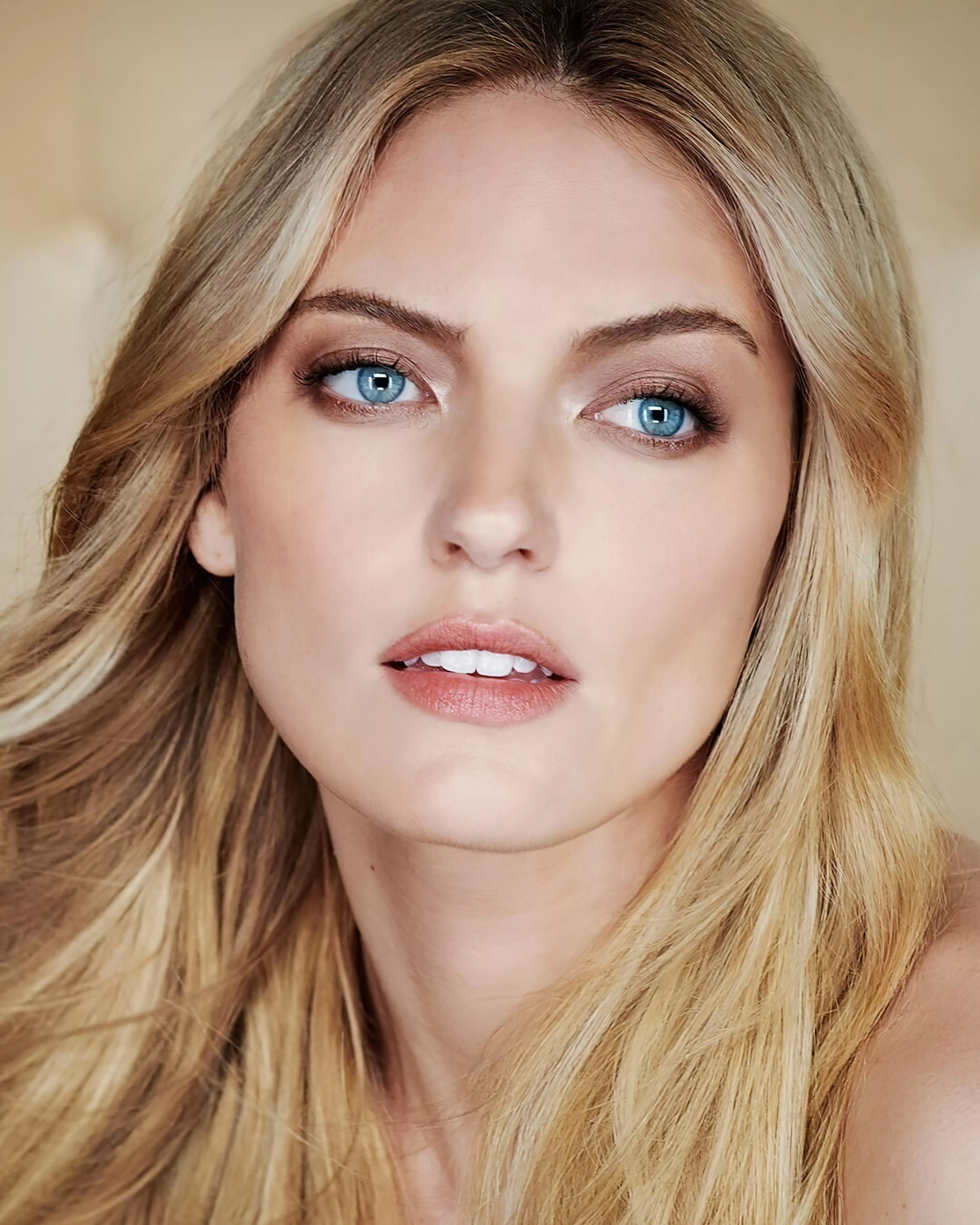 Martha Hunt posted by falseprophet69