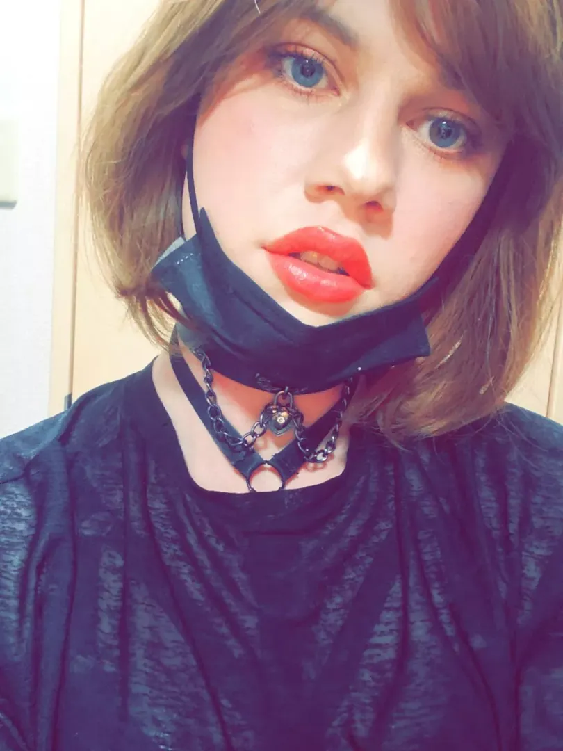 Mask are nice :3 posted by FriendlyJenn