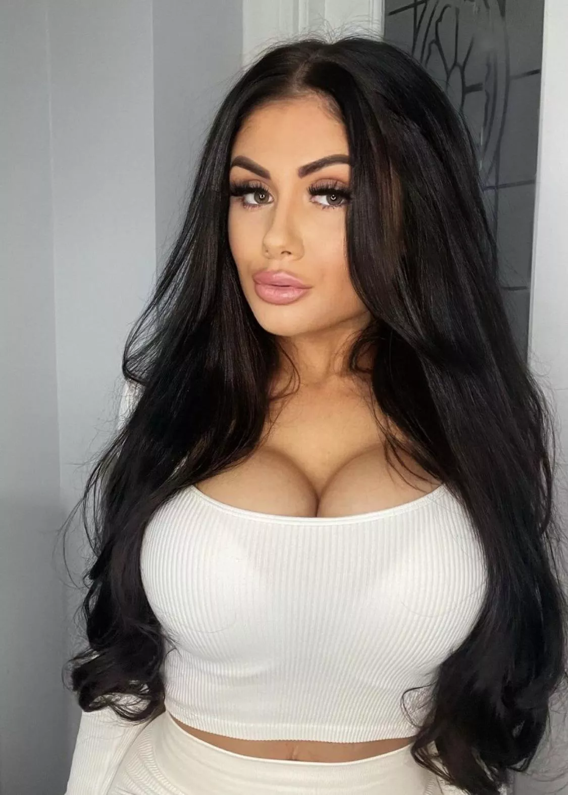 Massive posted by round_plastic