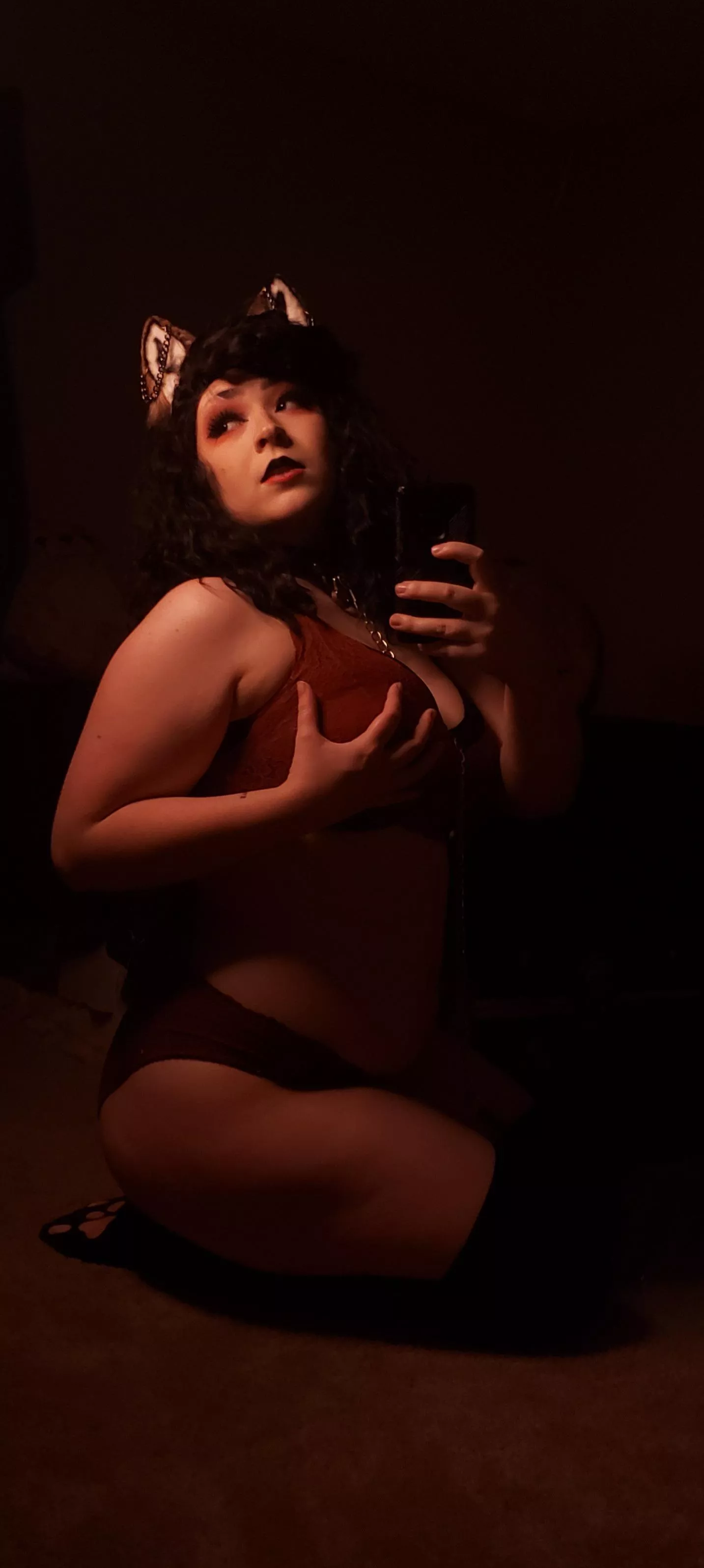 Master, I promise I'll be good ♡ posted by NakeyPossum