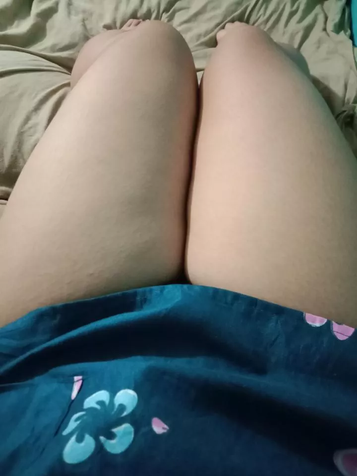 Master likes sharing me with others so here. 😘 posted by MeiMei-chan999