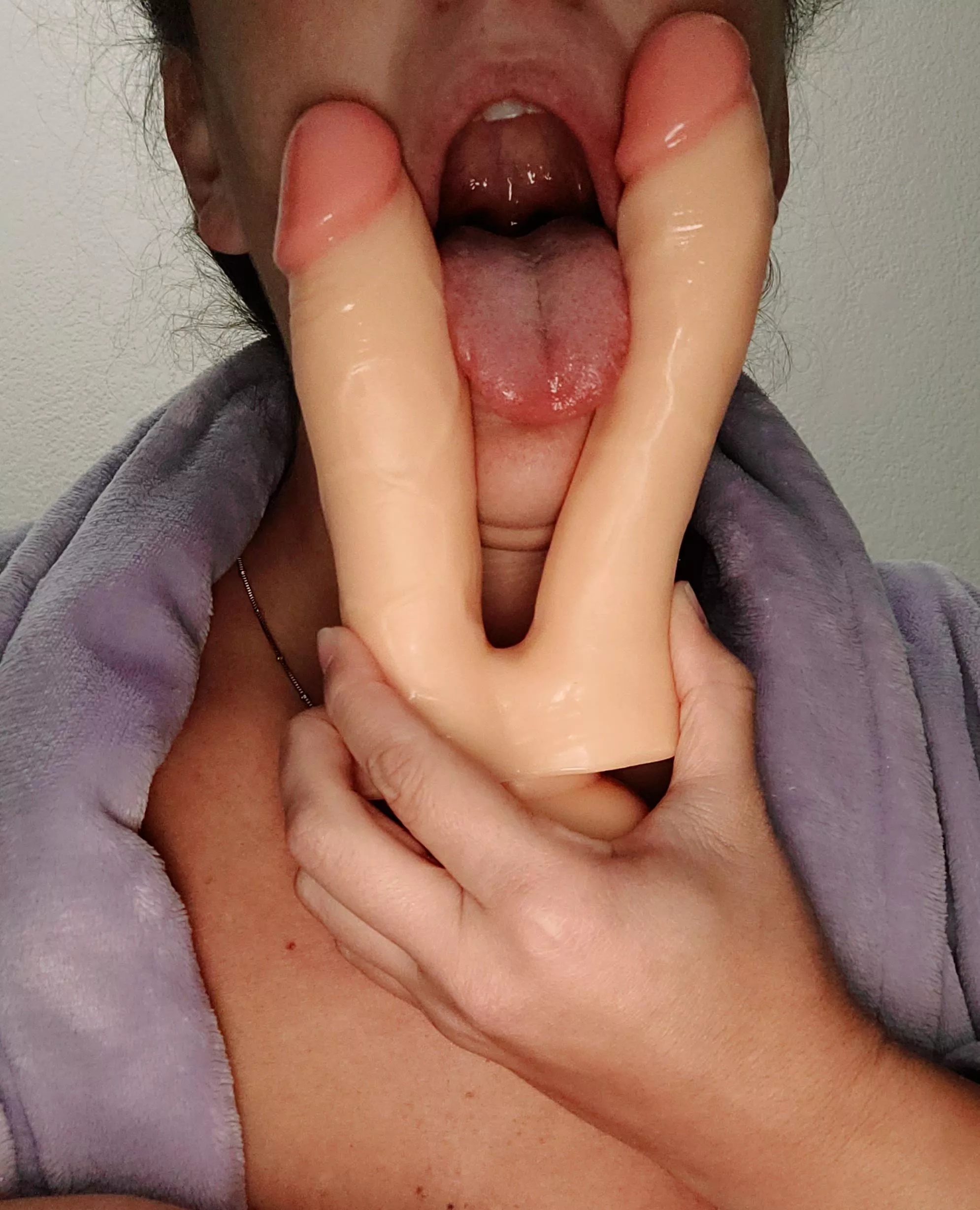 MAY YOU WANT TO SEE SOME REAL SH!T posted by yourphatqueen