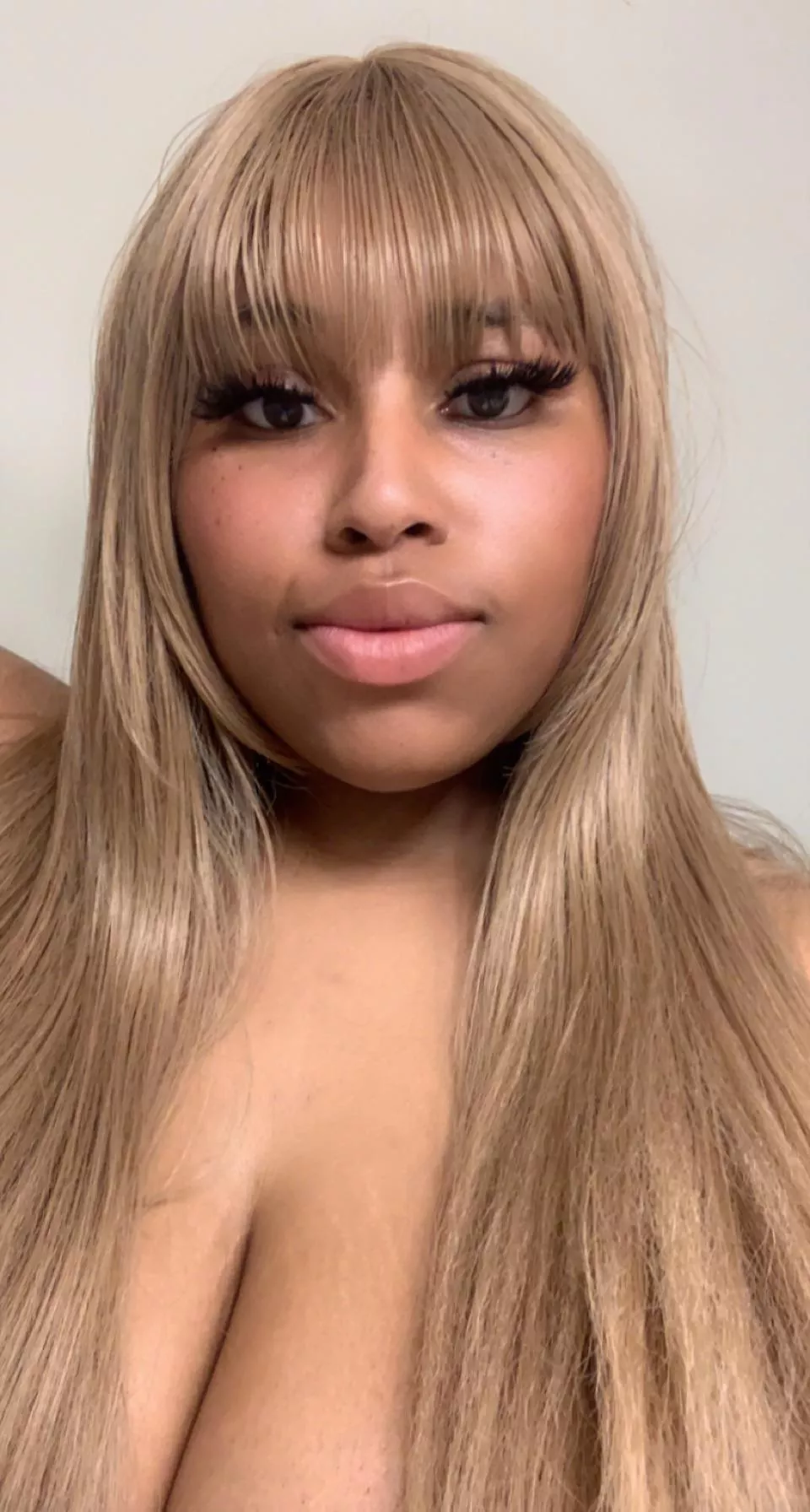 Maybe my face will be enough for you to notice me posted by LatinaNinaa