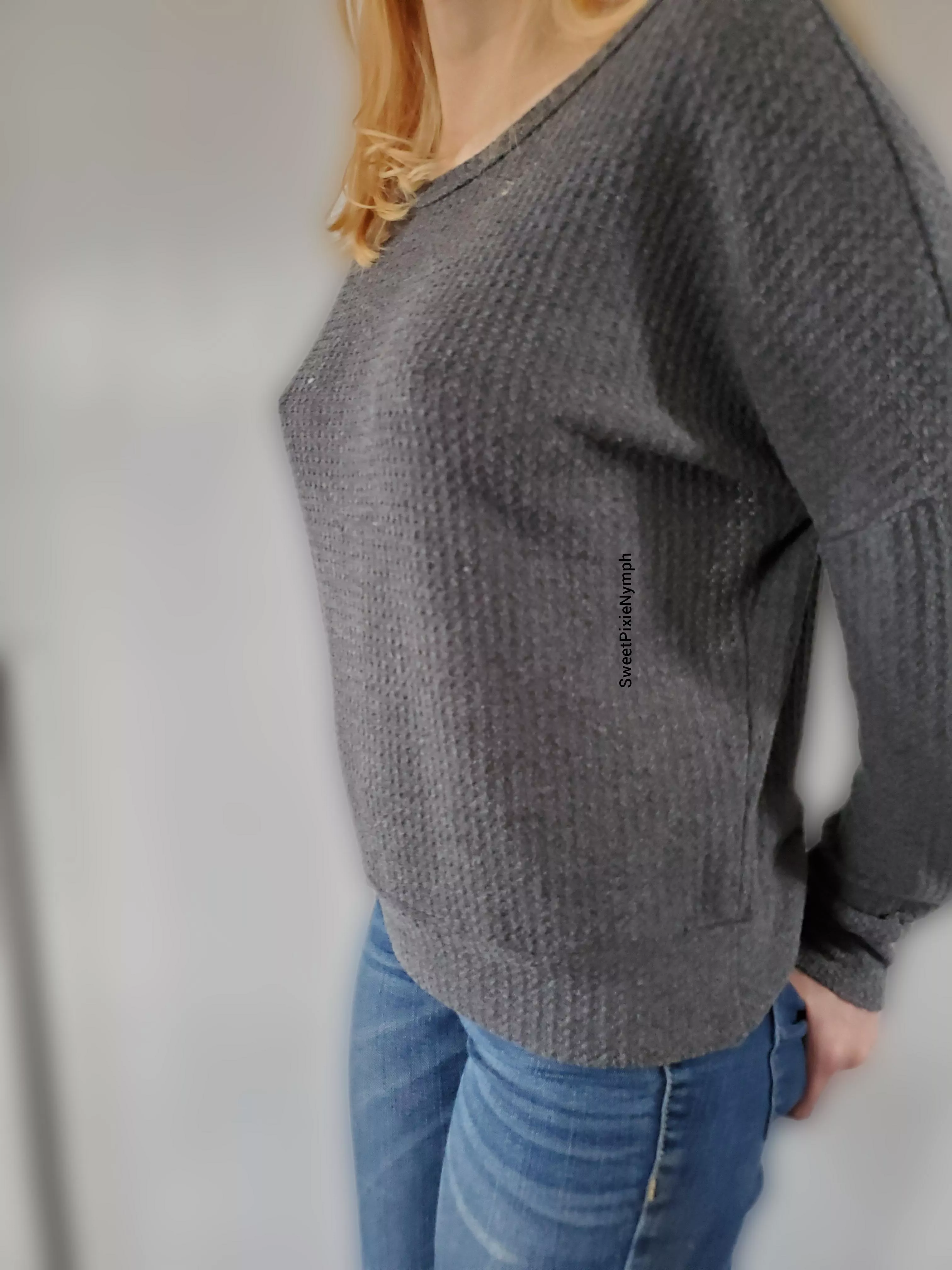 Maybe not the best top for this but I thought I looked good here posted by SweetPixieNymph