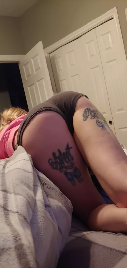 maybe the next picture they will be off (f) by wefucktogether69