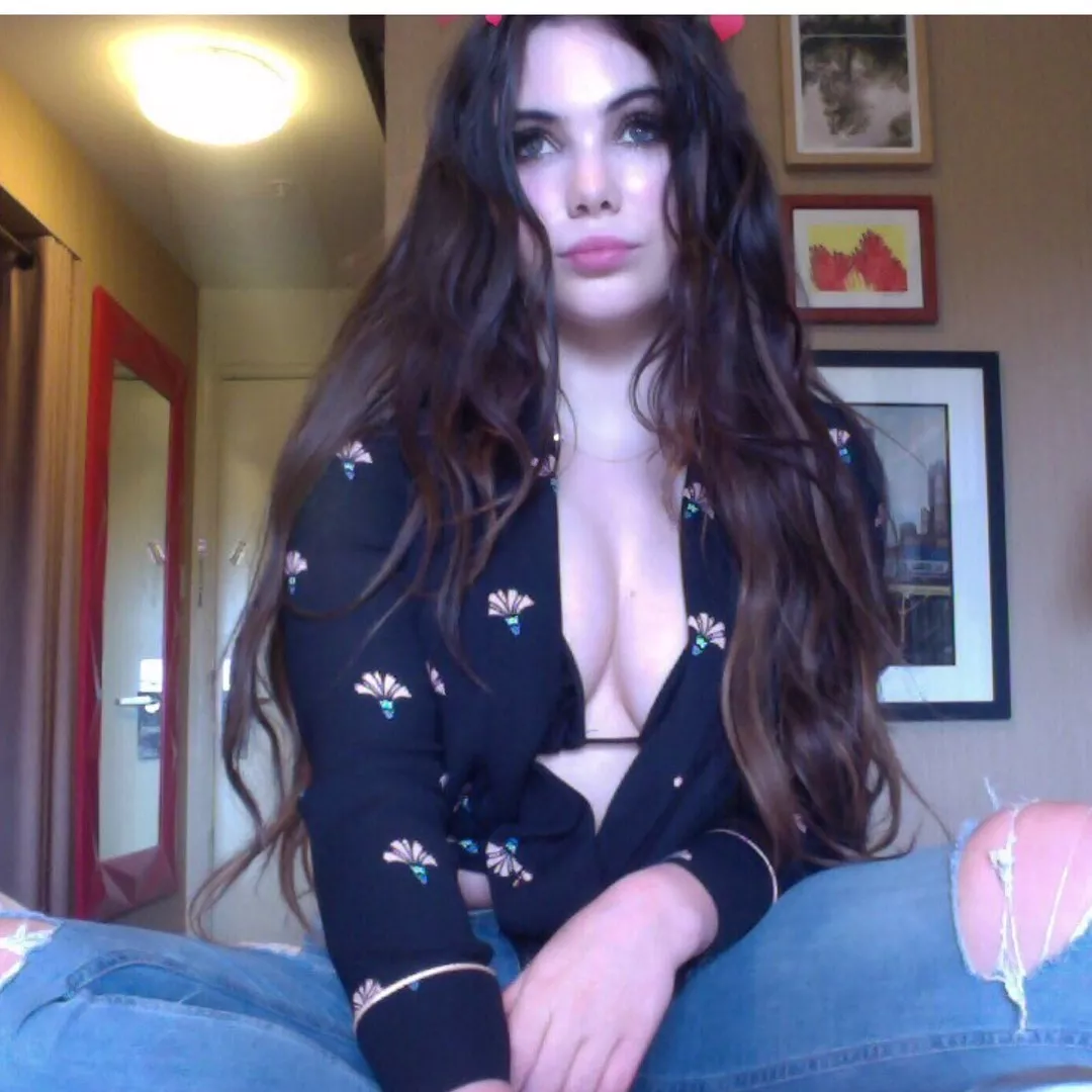 McKayla Maroney?? posted by recaphamster